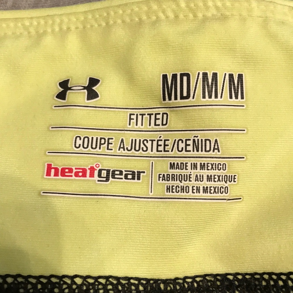 Under Armour quick dry Capri - Picture 5 of 5